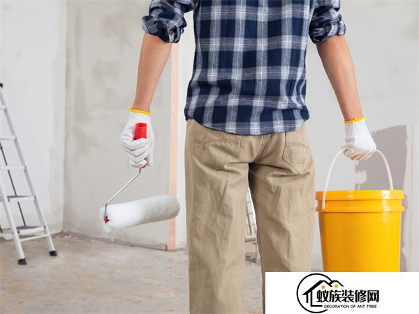 要注意訂金和定金的區(qū)別，裝修合同里定金和訂金的相關(guān)注意事項